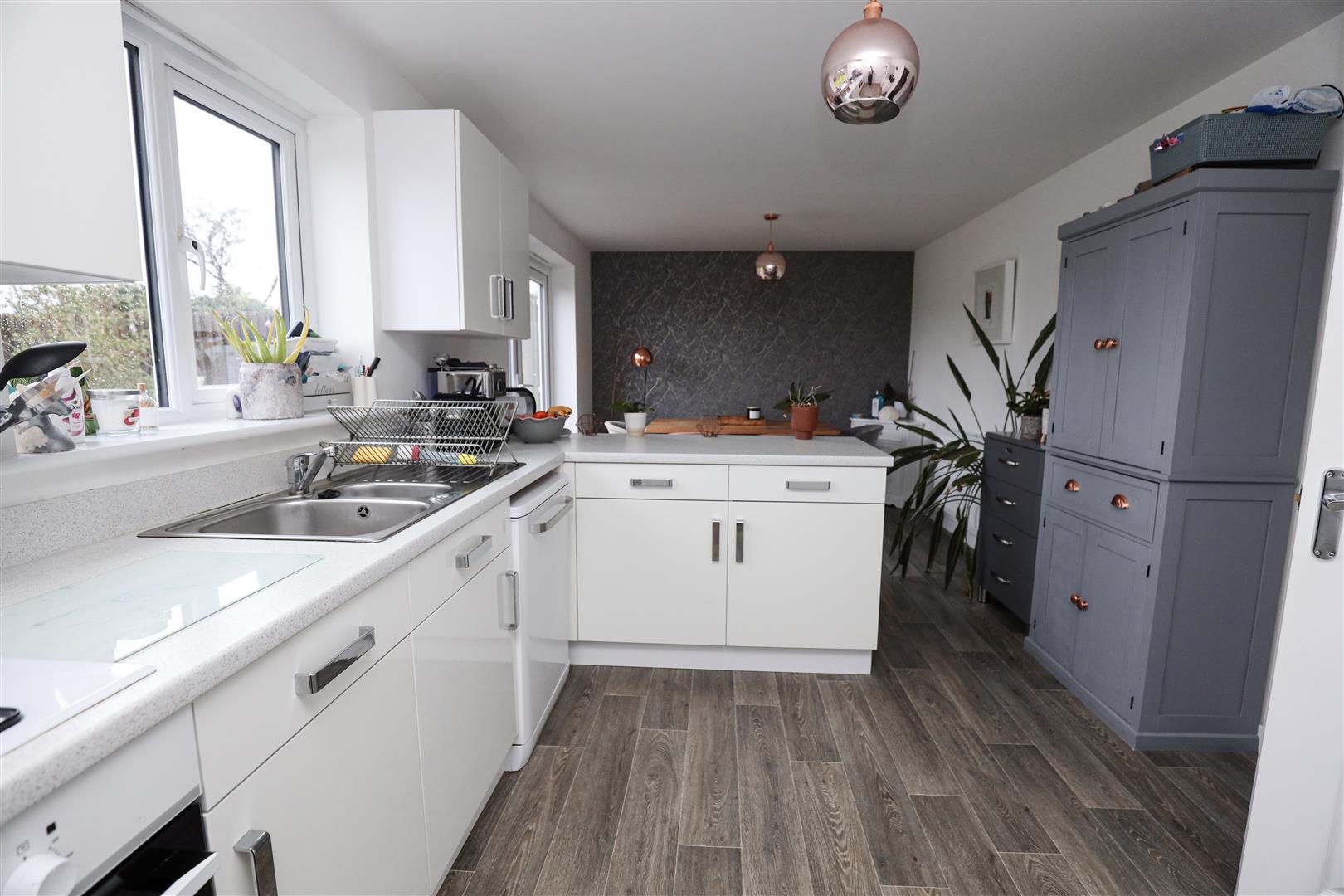 6 Plasnewydd Walk, Llantwit Major, Vale of Glamorgan, CF61 2YW